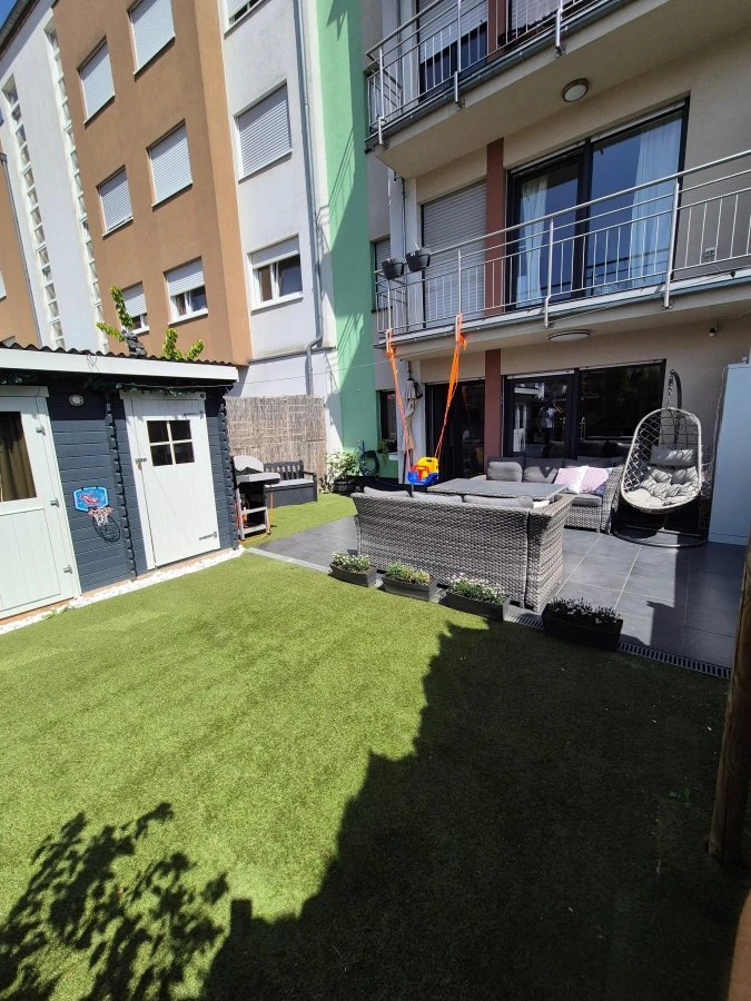 Flat in Luxembourg, Luxembourg, 75 m² - picture 1