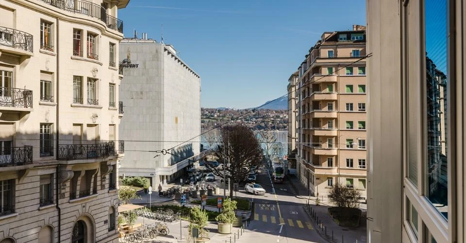 Flat in Geneva, Switzerland, 36 m² - picture 1