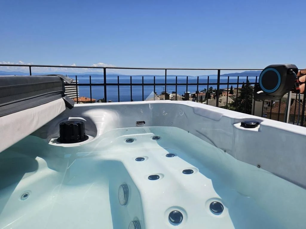 Haus in Opatija, Kroatien, 85 m² - Foto 1
