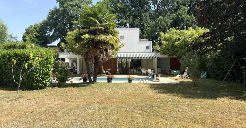 House in Geneva, Switzerland - picture 2