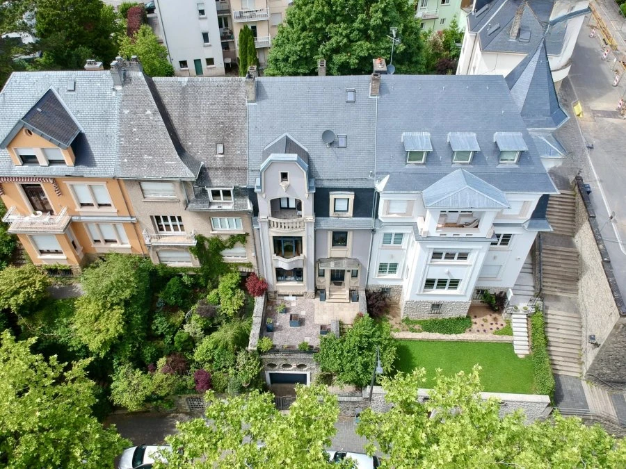 Haus in Luxemburg, Luxemburg, 240 m² - Foto 2
