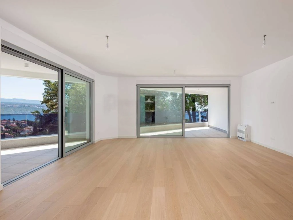 Casa a Opatija, Croazia, 131 m² - foto 2