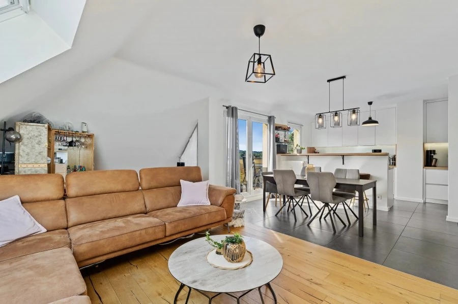 Flat in Luxembourg, Luxembourg, 99 m² - picture 3