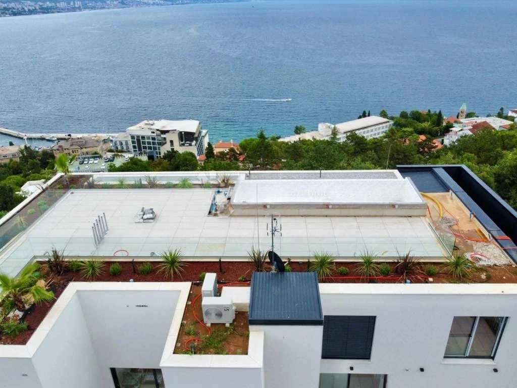 House in Opatija, Croatia, 238 m² - picture 3