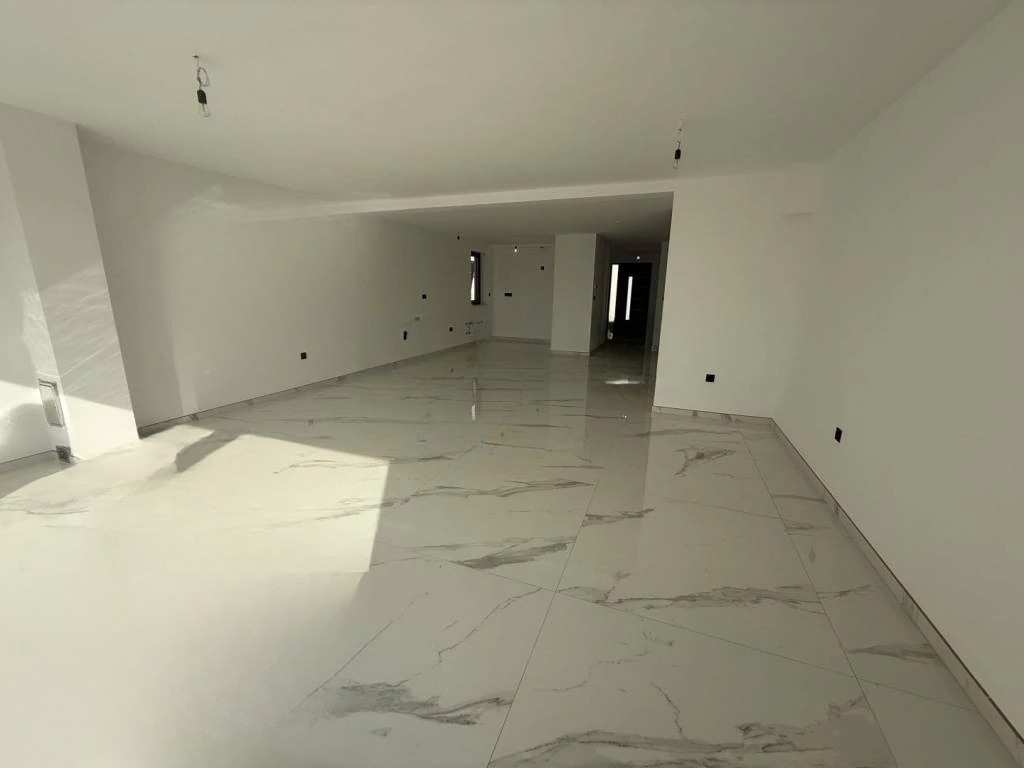 Maison à Opatija, Croatie, 172 m² - image 3