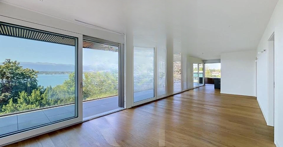 Flat in Geneva, Switzerland, 134 m² - picture 3