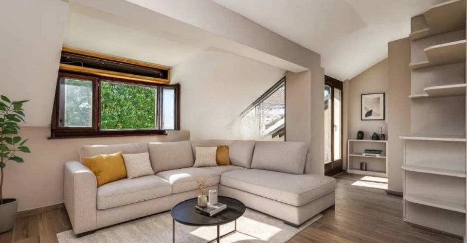Flat in Geneva, Switzerland - picture 3