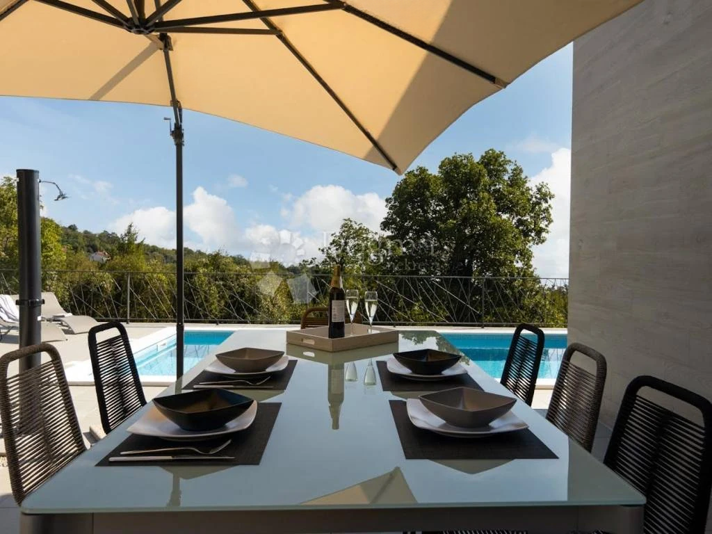 Casa a Opatija, Croazia, 1 224 m² - foto 4