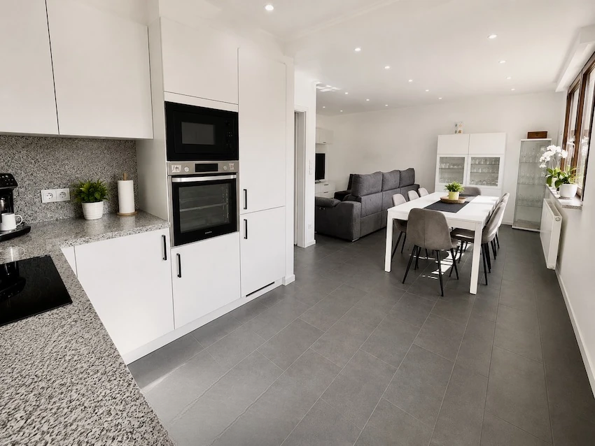 Flat in Luxembourg, Luxembourg, 67 m² - picture 4