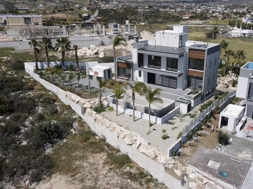 Maison à Parekklisia, Chypre, 450 m² - image 5