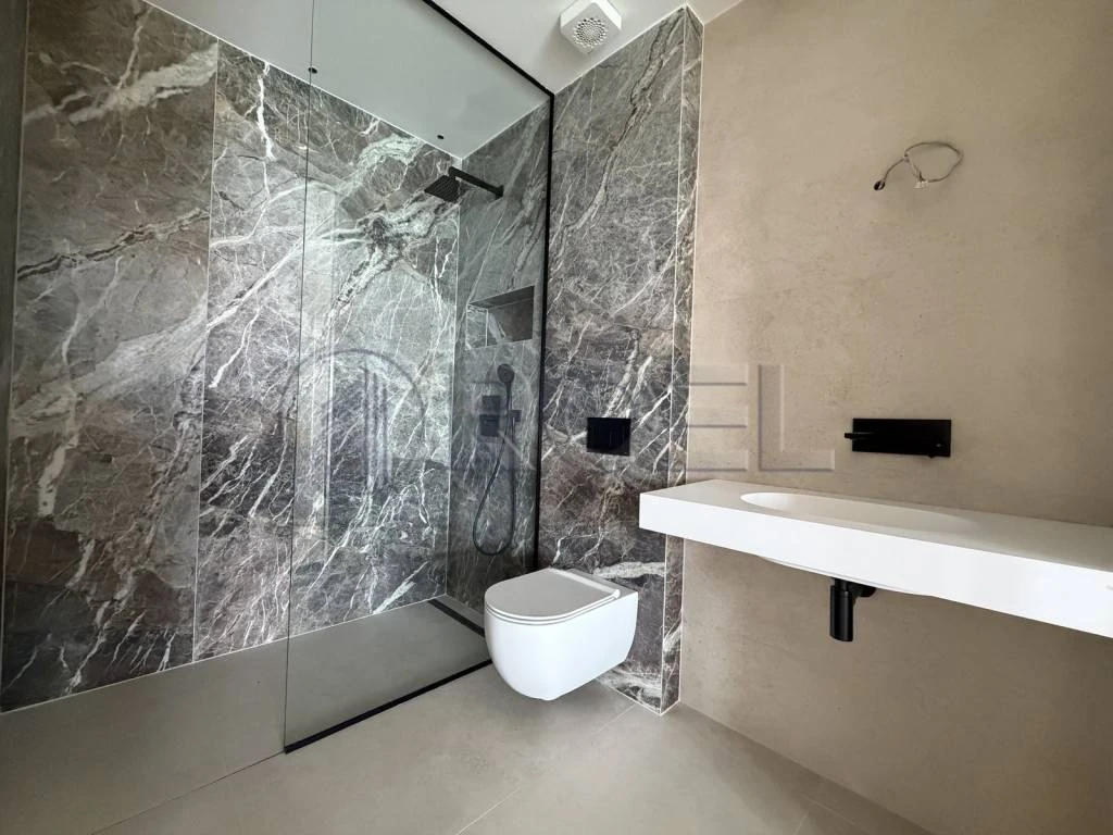 Casa en Opatija, Croacia, 238 m² - imagen 5