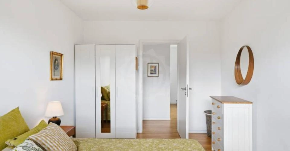 Flat in Geneva, Switzerland - picture 5