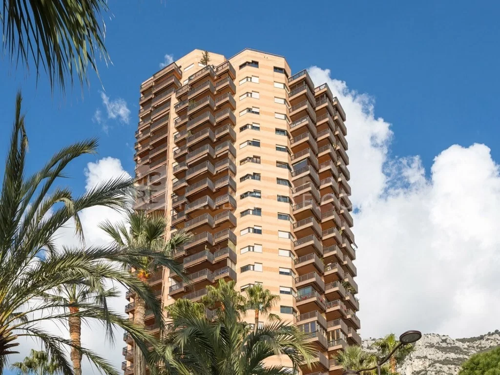 Flat in Saint Roman, Monaco, 46 m² - picture 6