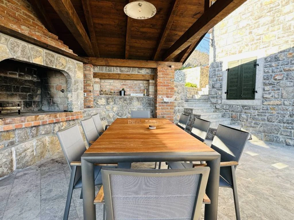 Maison à Opatija, Croatie, 250 m² - image 6