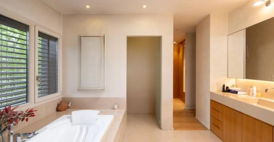 House in Geneva, Switzerland, 550 m² - picture 8