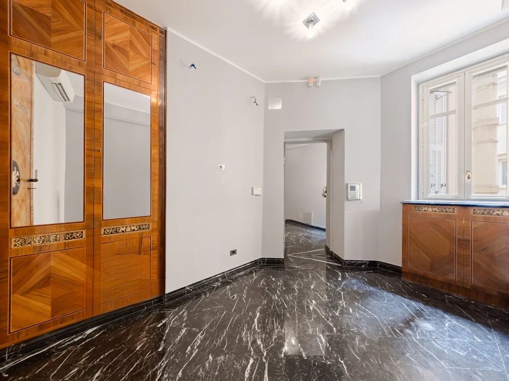 Flat in Saint Roman, Monaco, 89 m² - picture 9