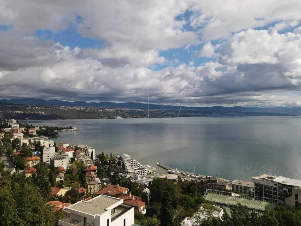 Casa a Opatija, Croazia, 281 m² - foto 12