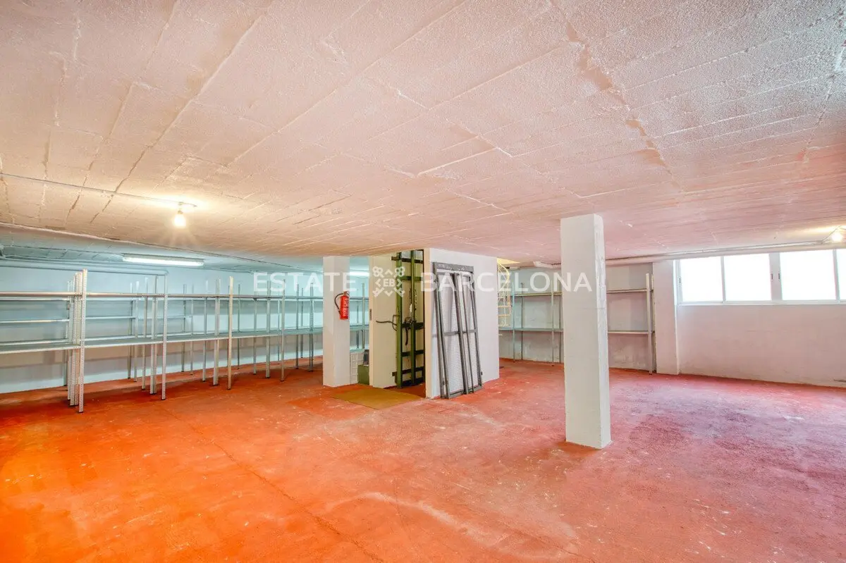 Commercial property in Malaga, Spain, 180 m² - picture 15