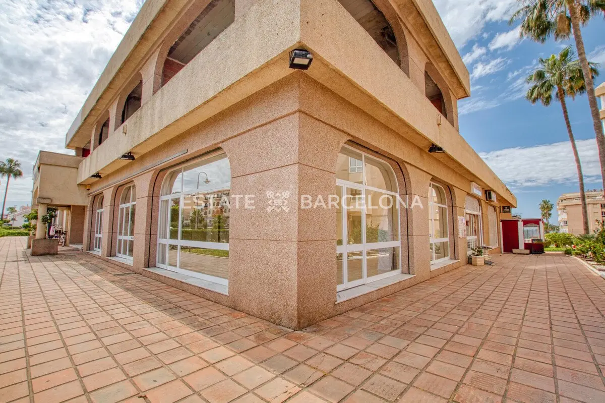 Commercial property in Malaga, Spain, 180 m² - picture 17