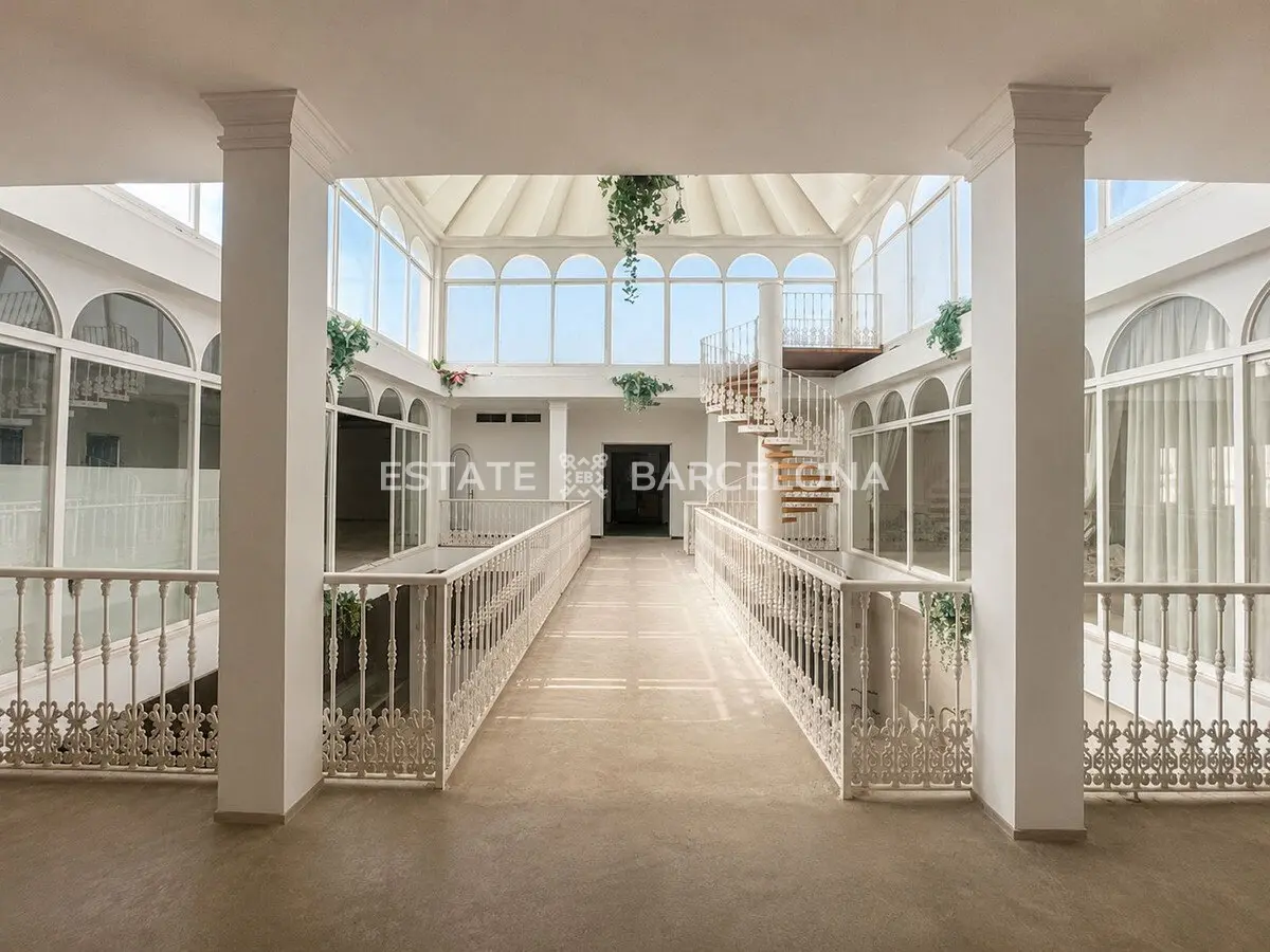 Gewerbeimmobilien in Mijas, Spanien, 2 252 m² - Foto 3