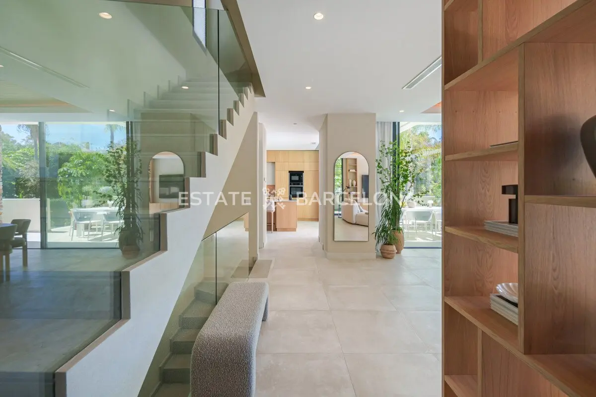 Villa en San Pedro de Alcantara, España, 403 m² - imagen 9