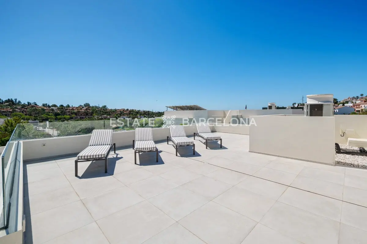 Villa en San Pedro de Alcantara, España, 403 m² - imagen 16