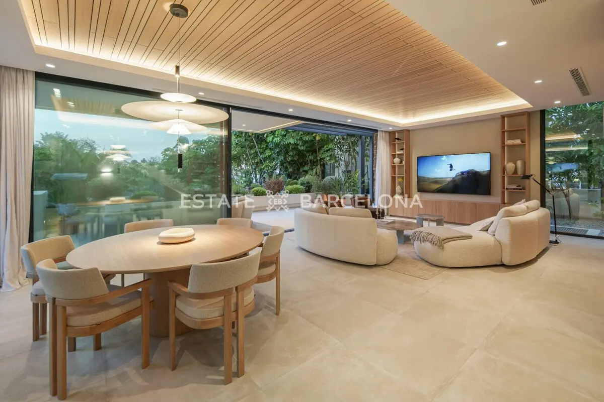 Villa en San Pedro de Alcantara, España, 403 m² - imagen 18