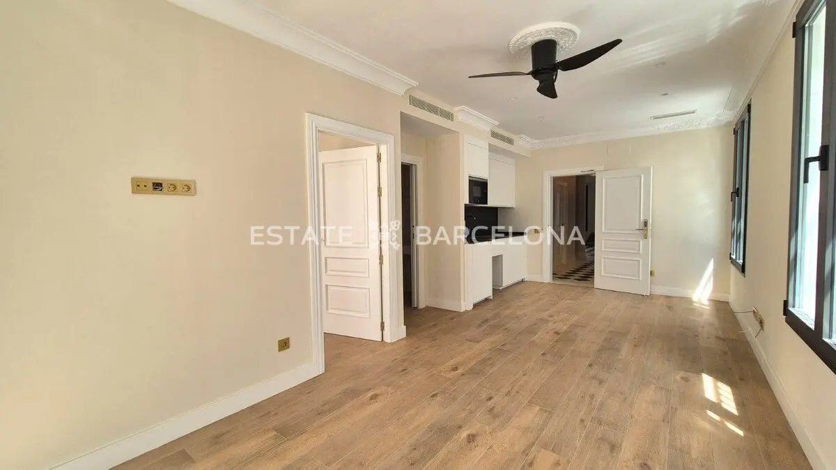 Hotel en Estepona, España, 615 m² - imagen 16