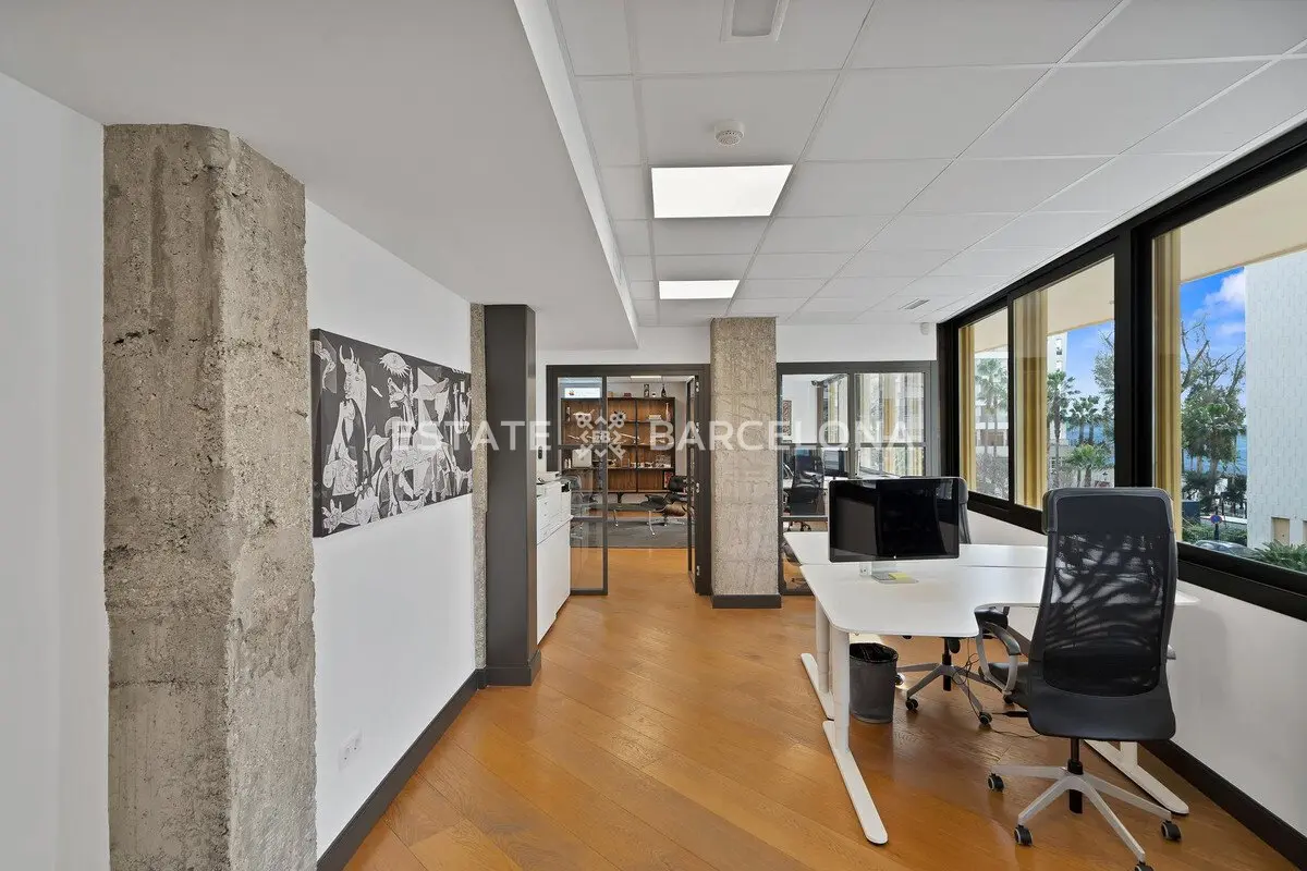 Oficina en Marbella, España, 218 m² - imagen 3