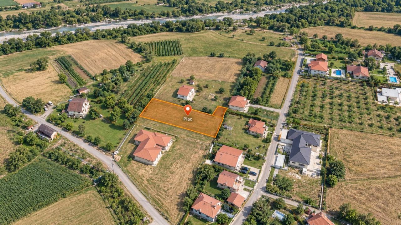 Terreno a Podgorica, Montenegro, 1 085 m2 - foto 2