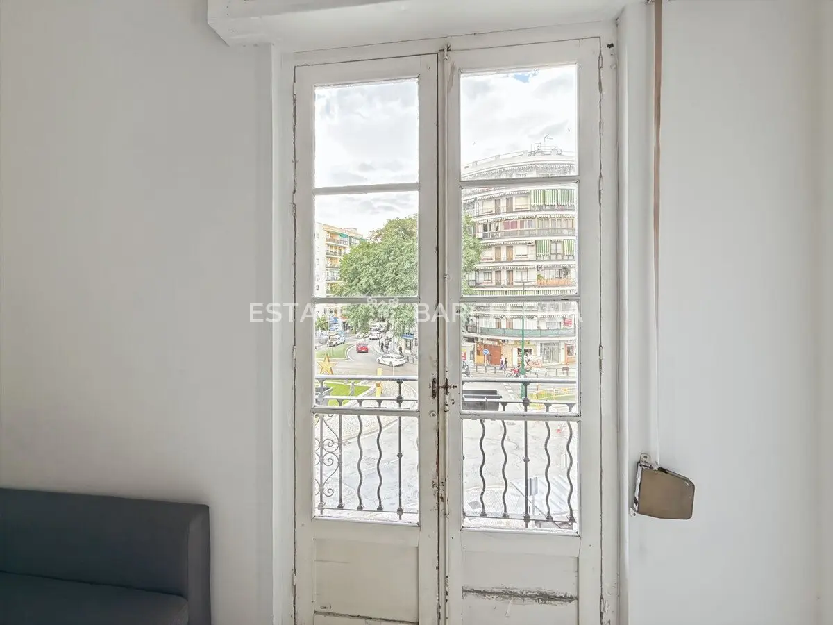 Commercial apartment building in Malaga, Spain, 1 145 m² - picture 9