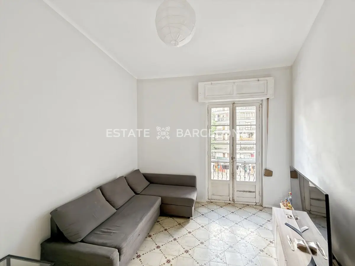 Commercial apartment building in Malaga, Spain, 1 145 m² - picture 7