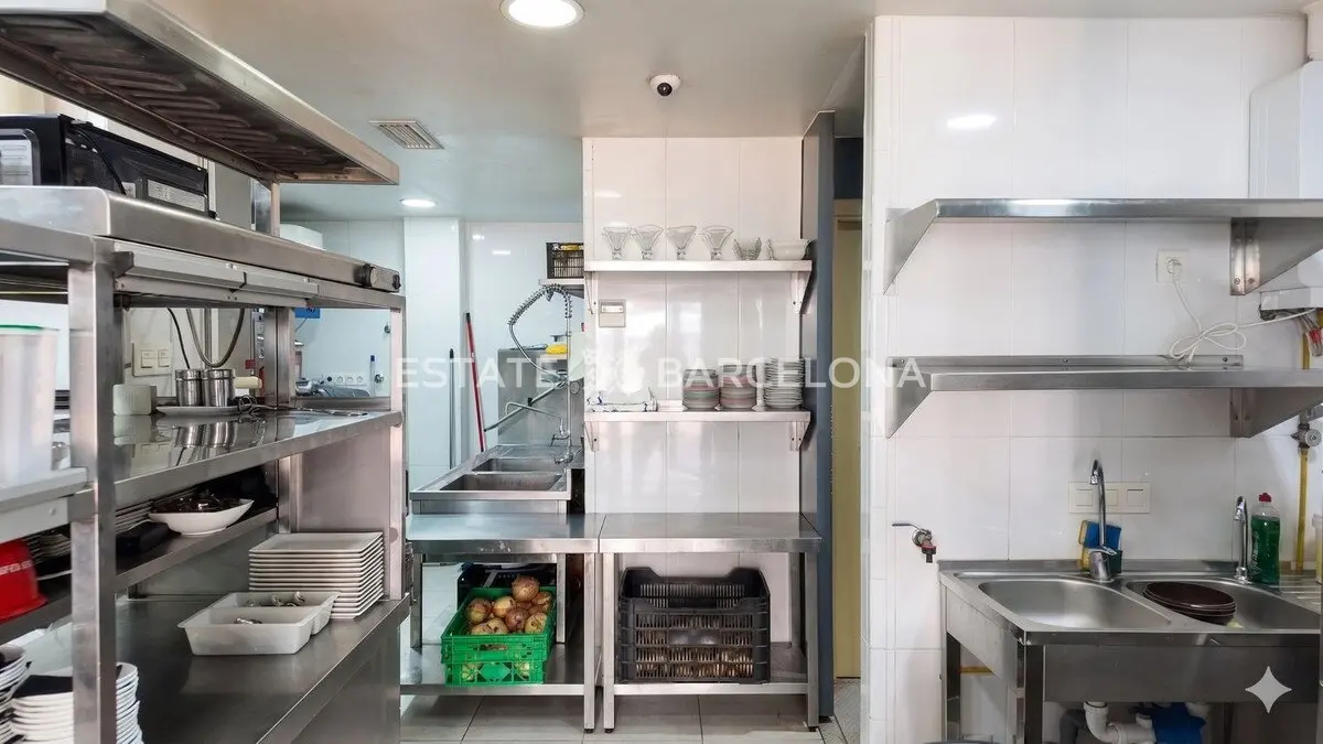 Cafetería, restaurante en Manilva, España, 244 m² - imagen 8