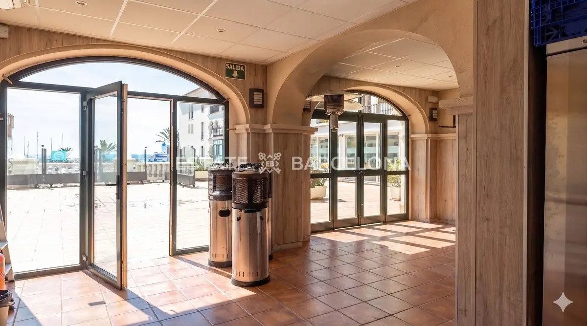 Cafetería, restaurante en Manilva, España, 244 m² - imagen 13