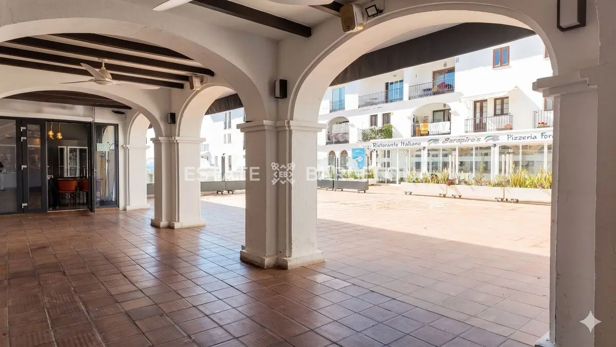 Cafetería, restaurante en Manilva, España, 244 m² - imagen 17