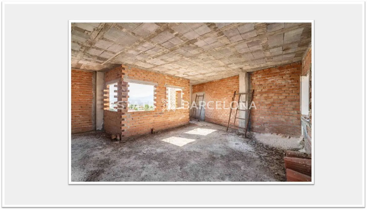 Commercial apartment building in Malaga, Spain, 835 m² - picture 4