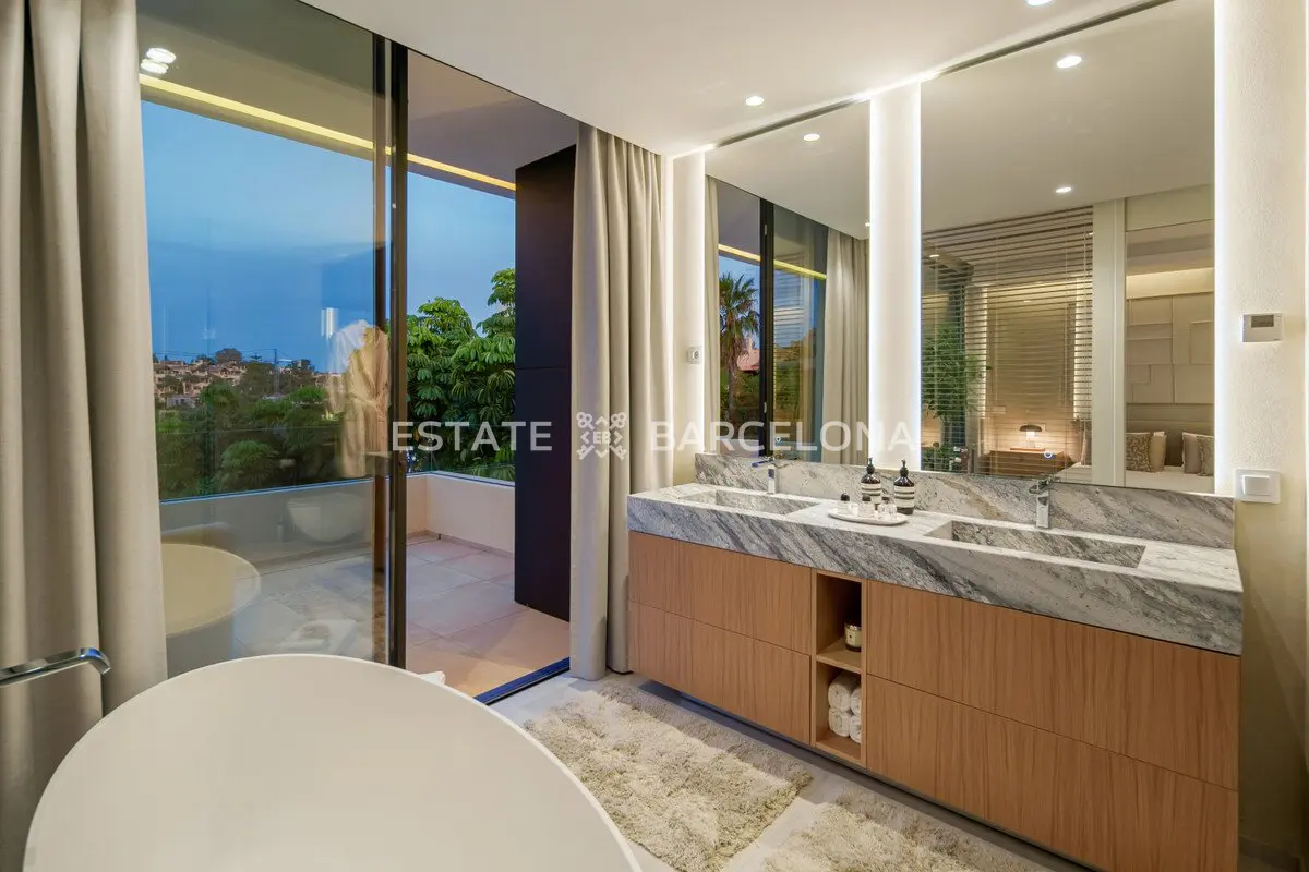 Villa en Estepona, España, 403 m² - imagen 16