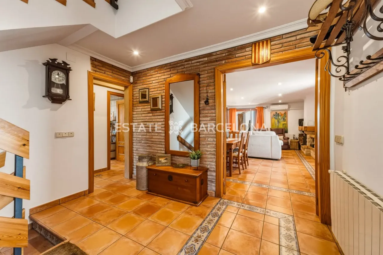 House in Tordera, Spain, 373 m² - picture 9