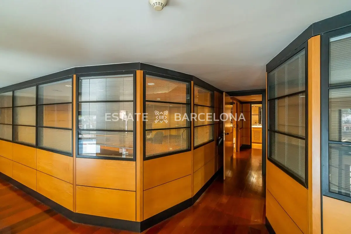 Oficina en Marbella, España, 380 m² - imagen 10