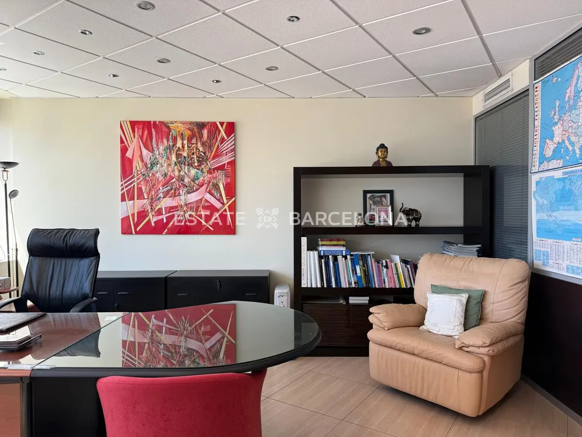 Oficina en Marbella, España, 134 m² - imagen 5
