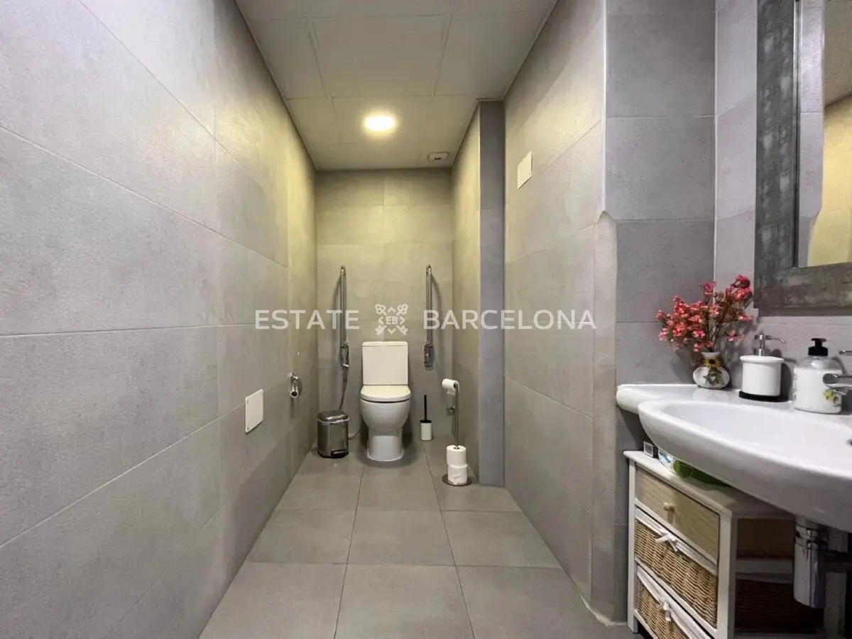 Oficina en Marbella, España, 376 m² - imagen 5