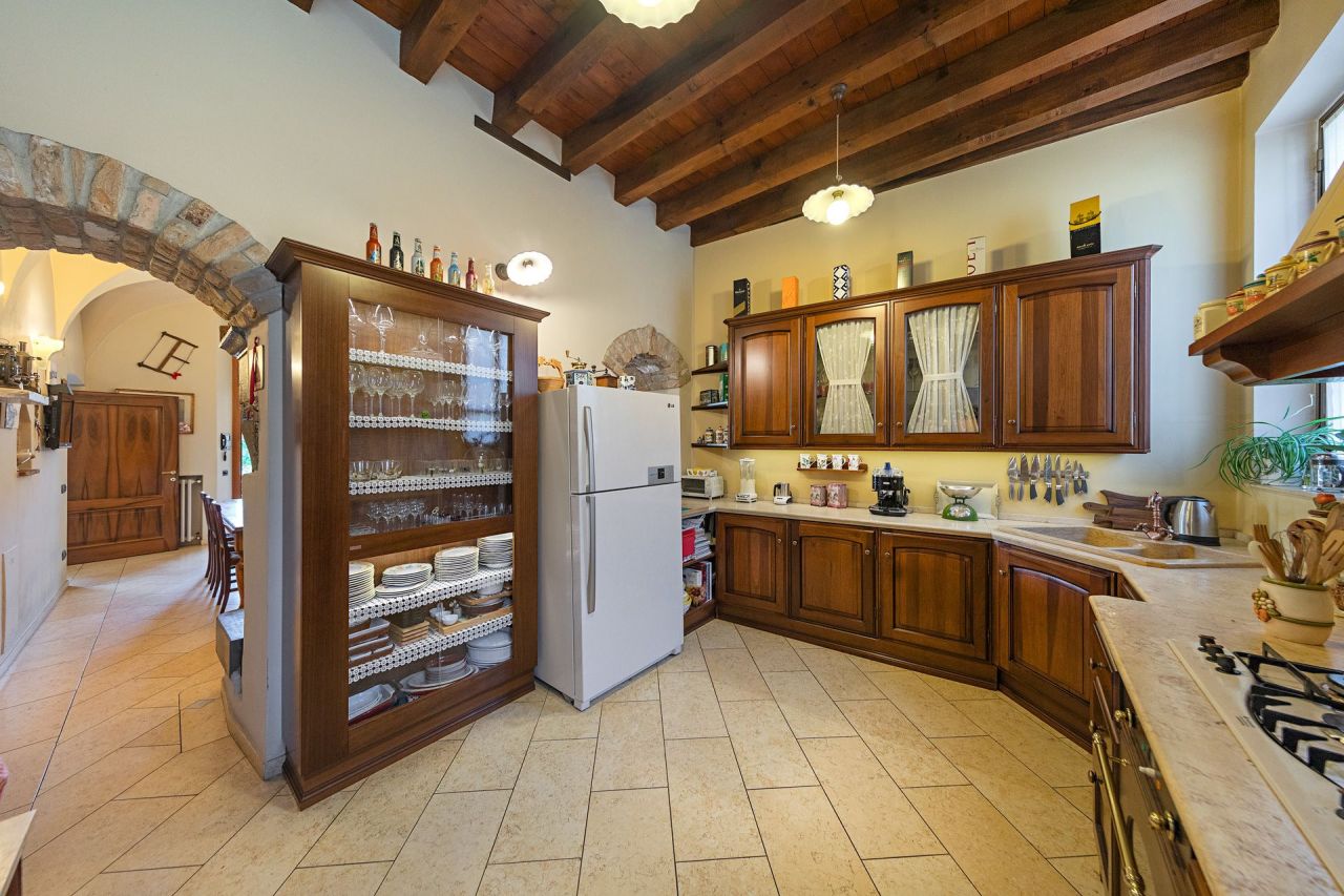 Villa a Salò, Italia, 200 m² - foto 10