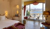 Hotel for 7 000 000 euro in Arona, Italy
