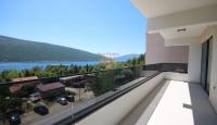 Wohnung für 220 000 euro in Herceg-Novi, Montenegro