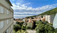 Piso para 170 000 euro en Petrovac, Montenegro