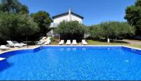 Villa for 726 500 euro in Porec, Croatia
