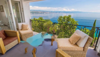 Flat for 1 540 000 euro in Opatija, Croatia