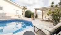 Bungalow per 475 000 euro a Paphos, Cipro