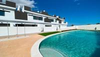 Chalet para 309 000 euro en Torrevieja, España