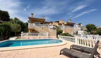 Chalet pour 365 000 Euro à Torrevieja, Espagne